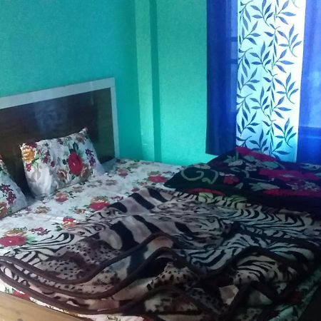 Spot On Sharma'S Kitchen & Home Stay Bajaura Luaran gambar