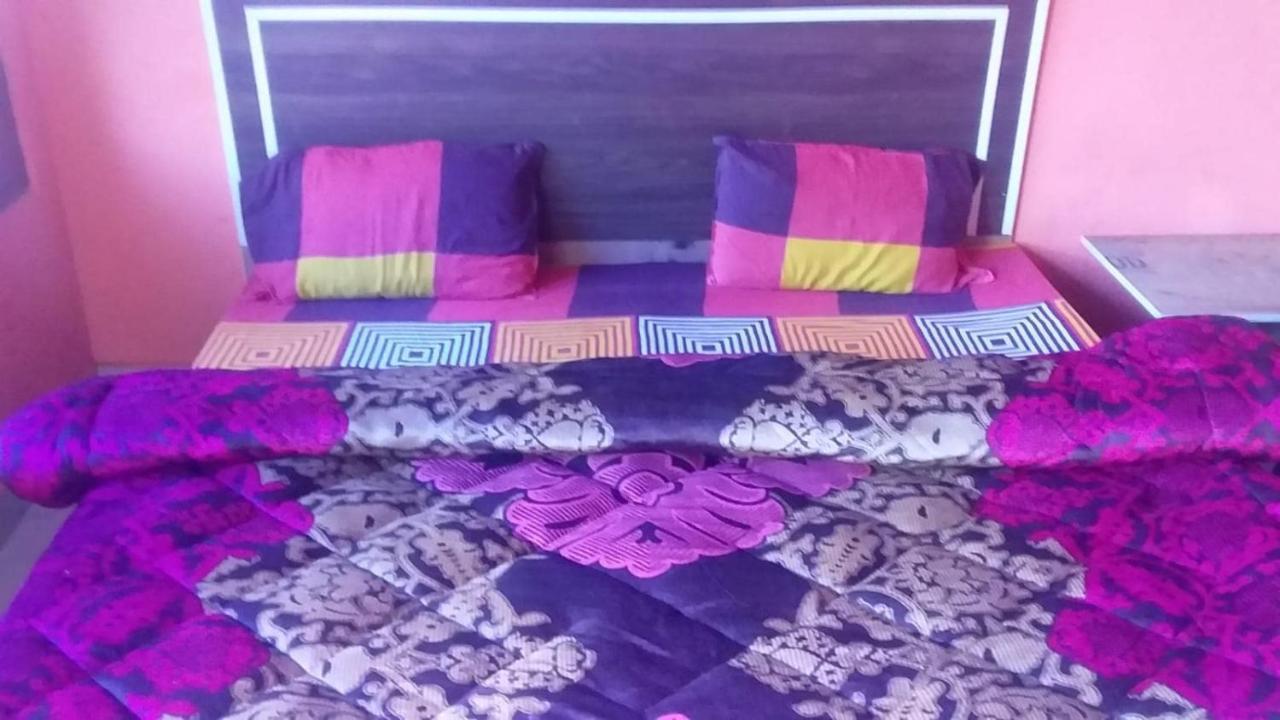 Spot On Sharma'S Kitchen & Home Stay Bajaura Luaran gambar