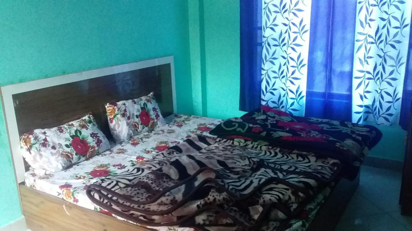 Spot On Sharma'S Kitchen & Home Stay Bajaura Luaran gambar